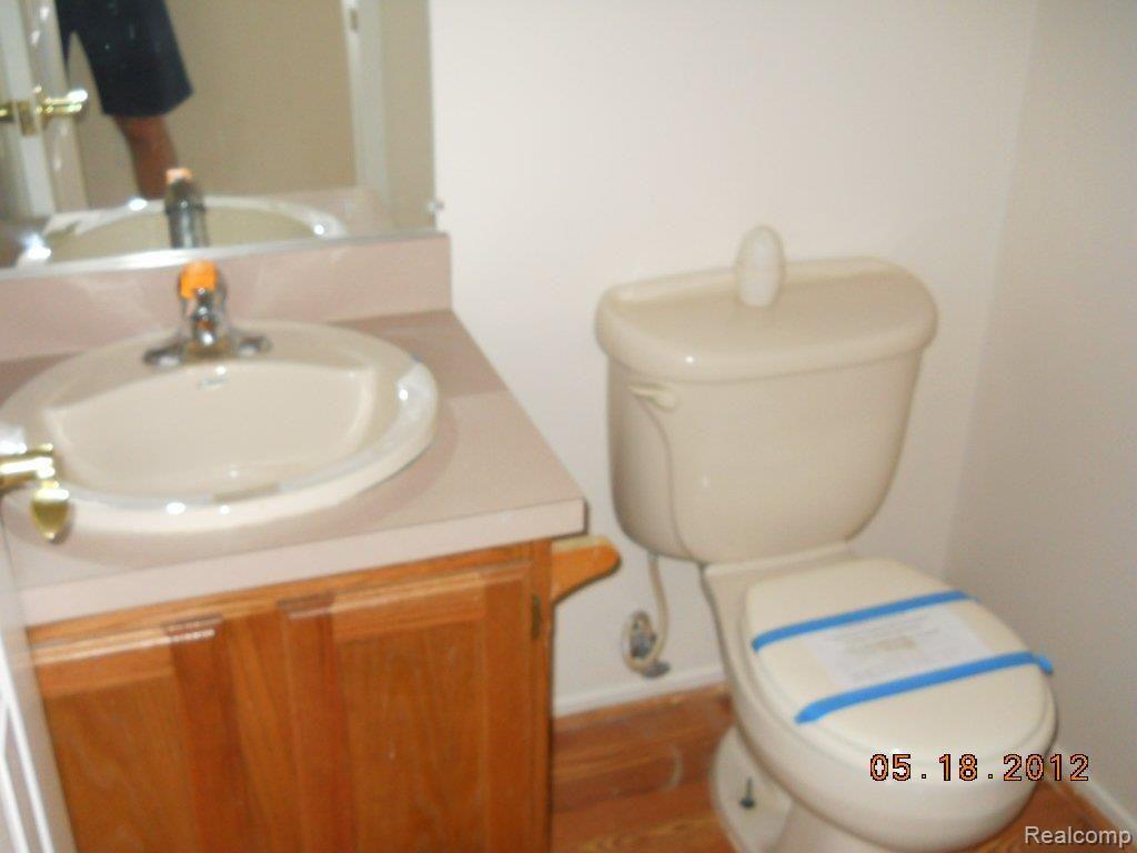 fannie directs 083.JPG