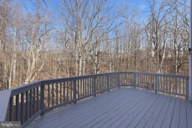 $550,000 | 19111 Highstream Drive, Germantown, MD 20874