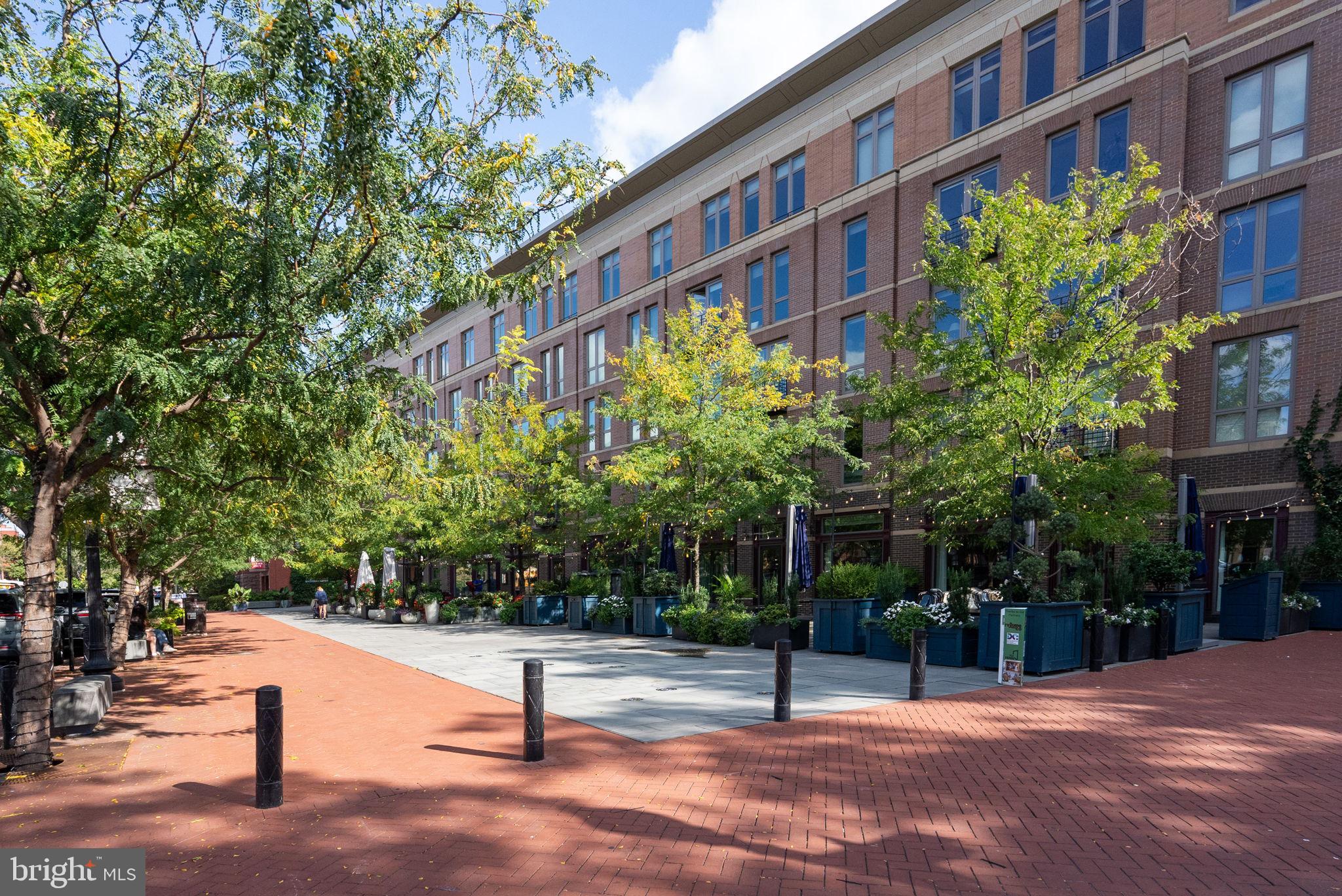 649 C Street Southeast, Unit 304 Washington, DC 20003 - Photo 37 of 37 a house view with a outdoor space