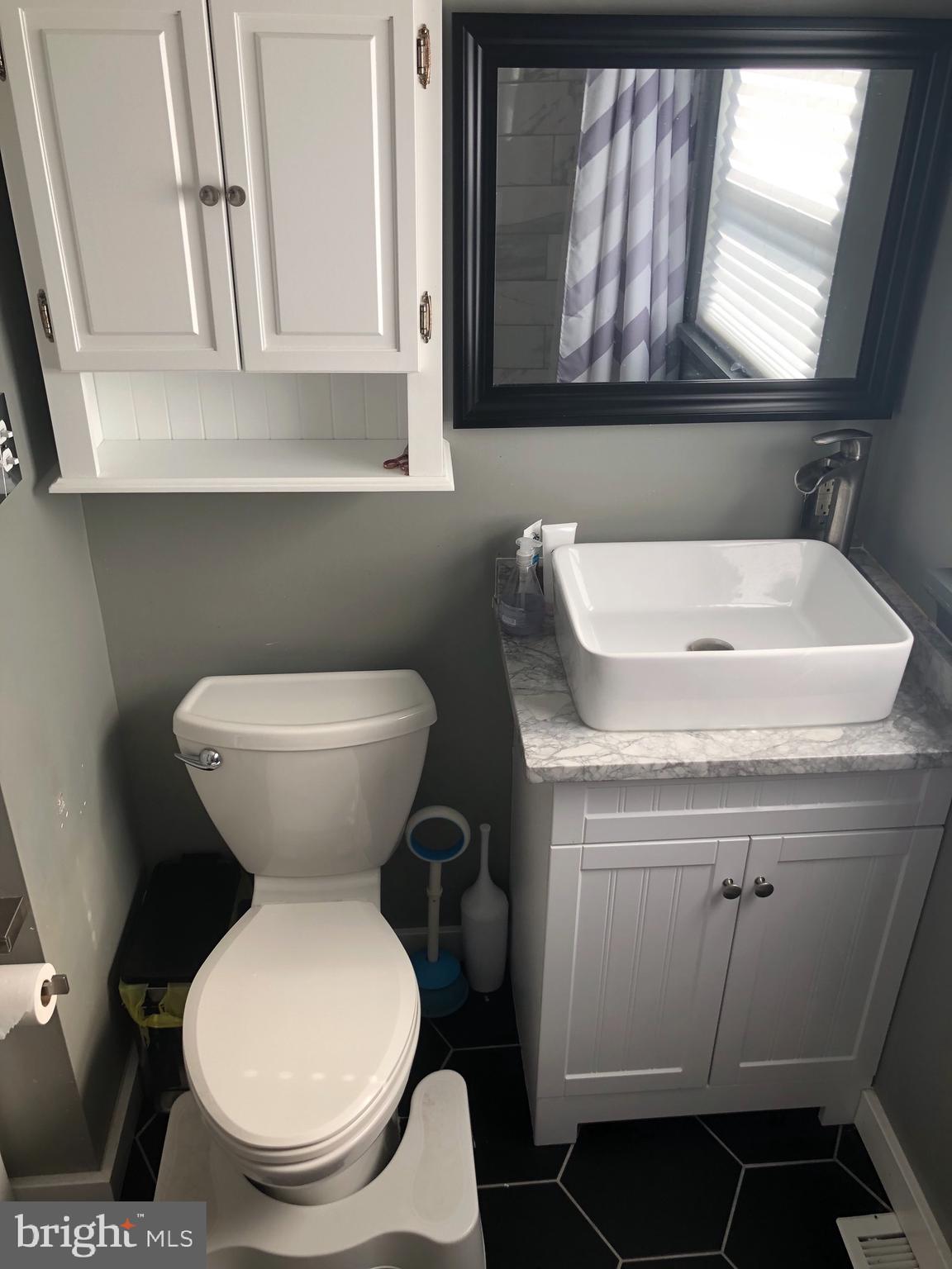 2822 Shelly Road Philadelphia, PA 19152 - Photo 12 of 27 Gallery Image 12