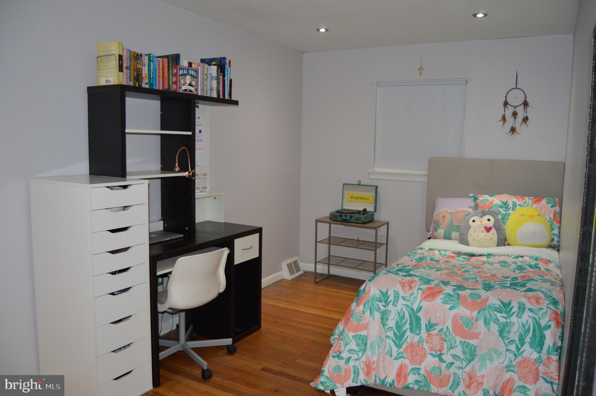 2822 Shelly Road Philadelphia, PA 19152 - Photo 16 of 27 Gallery Image 16