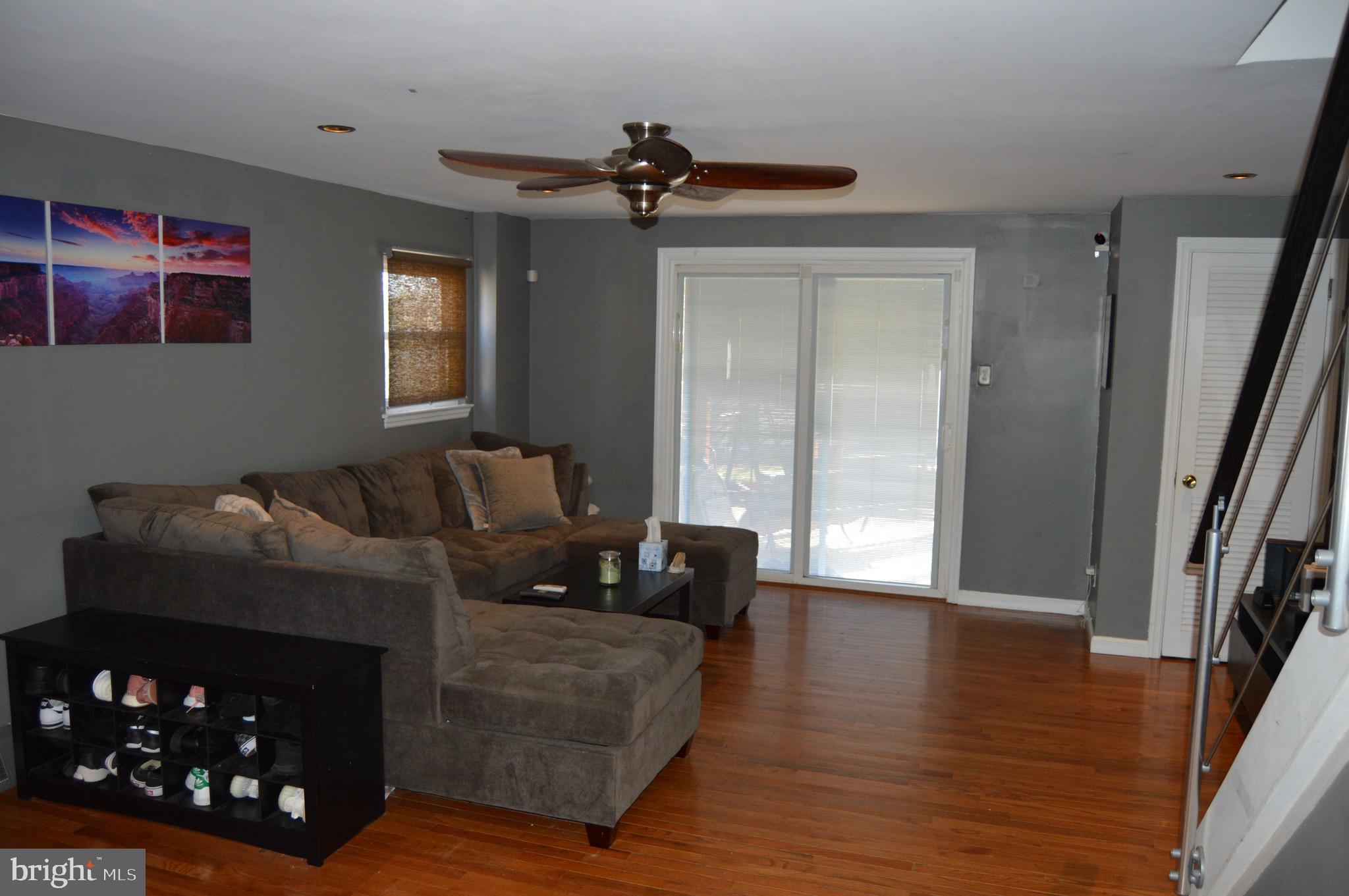 2822 Shelly Road Philadelphia, PA 19152 - Photo 4 of 27 Gallery Image 4