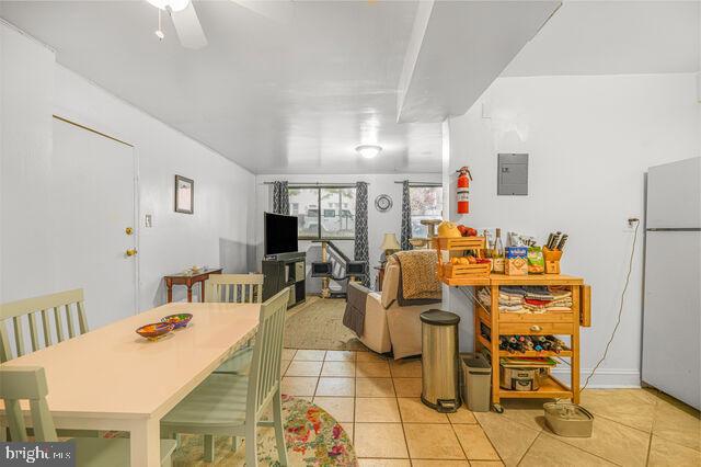 1633 D Street Southeast Washington, DC 20003 - Photo 14 of 38 a very nice looking dining room with a table and chairs