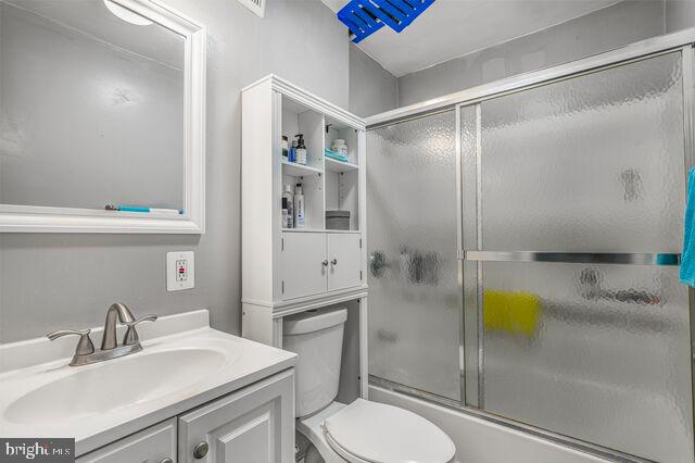 1633 D Street Southeast Washington, DC 20003 - Photo 34 of 38 a bathroom with a sink toilet and shower