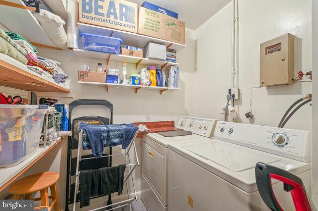 1633 D Street Southeast Washington, DC 20003 - Photo 7 of 38 a utility room with dryer washer and a sink