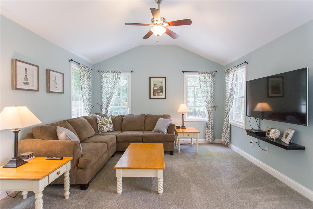 65 Davis Road Merrimack, NH 03054 - Photo 11 of 33