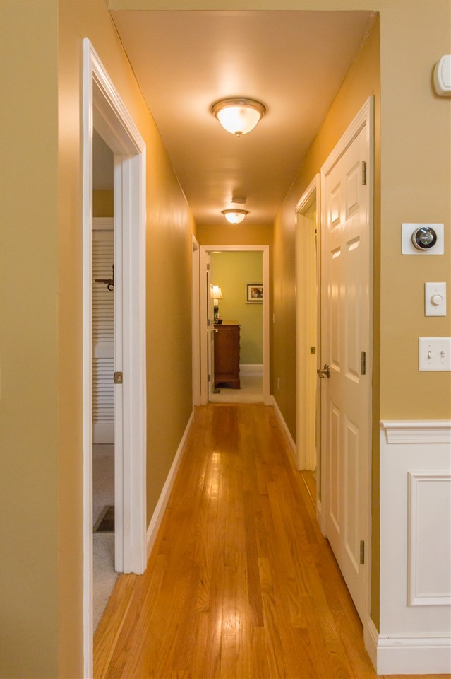 65 Davis Road Merrimack, NH 03054 - Photo 18 of 33