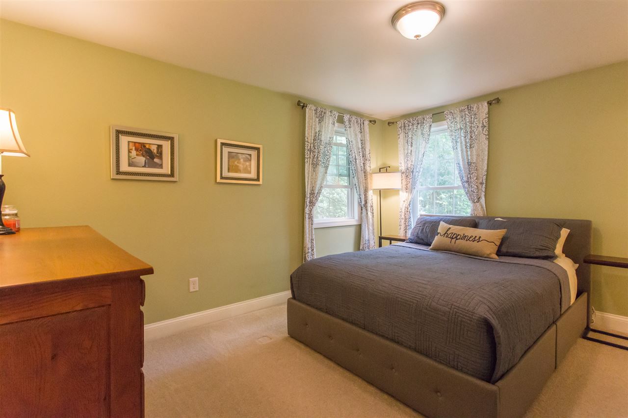 65 Davis Road Merrimack, NH 03054 - Photo 25 of 33