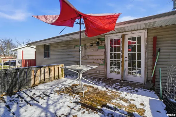 $136,000 | 112 A Grandview Circle, Eureka, IL 61530