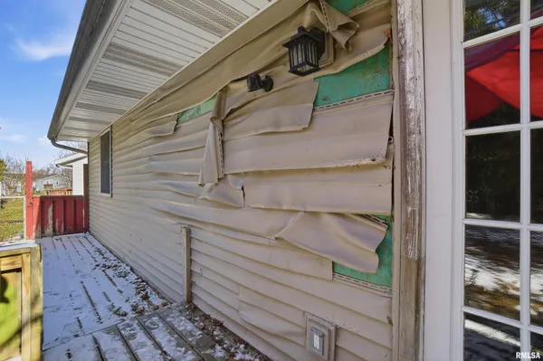 $136,000 | 112 A Grandview Circle, Eureka, IL 61530