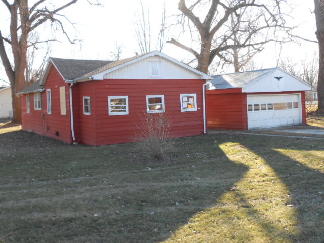 255 West Cermak Road Braidwood, IL 60408 - Photo 4 of 16