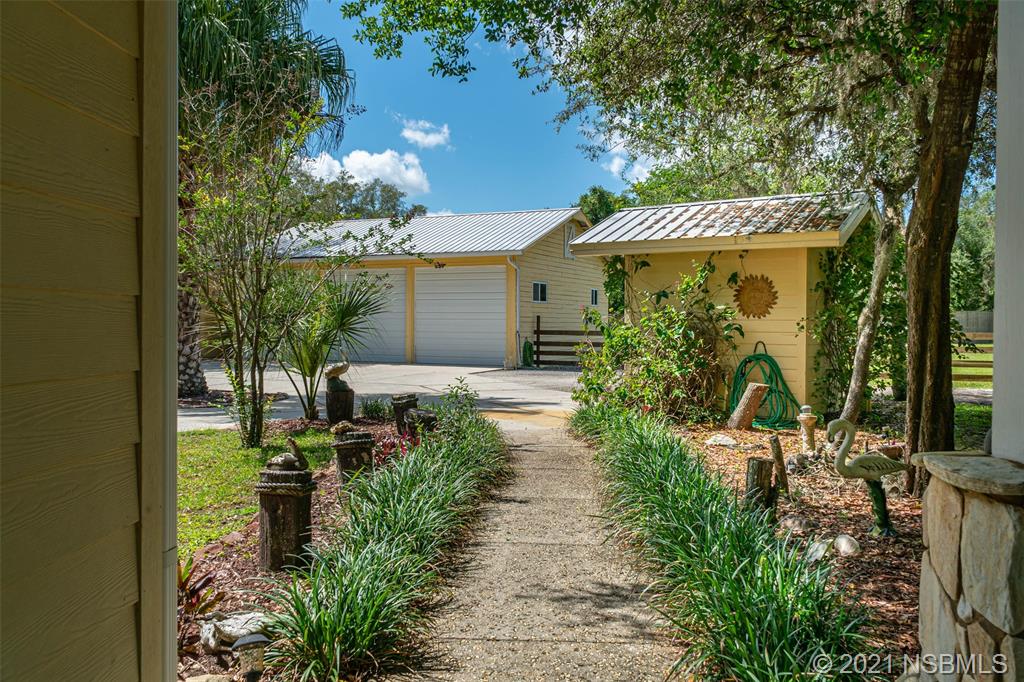 4445 Cow Creek Road Edgewater, FL 32141 - Photo 6 of 40 Gallery Image 6