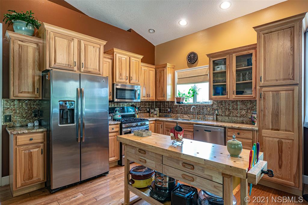4445 Cow Creek Road Edgewater, FL 32141 - Photo 10 of 40 Gallery Image 10