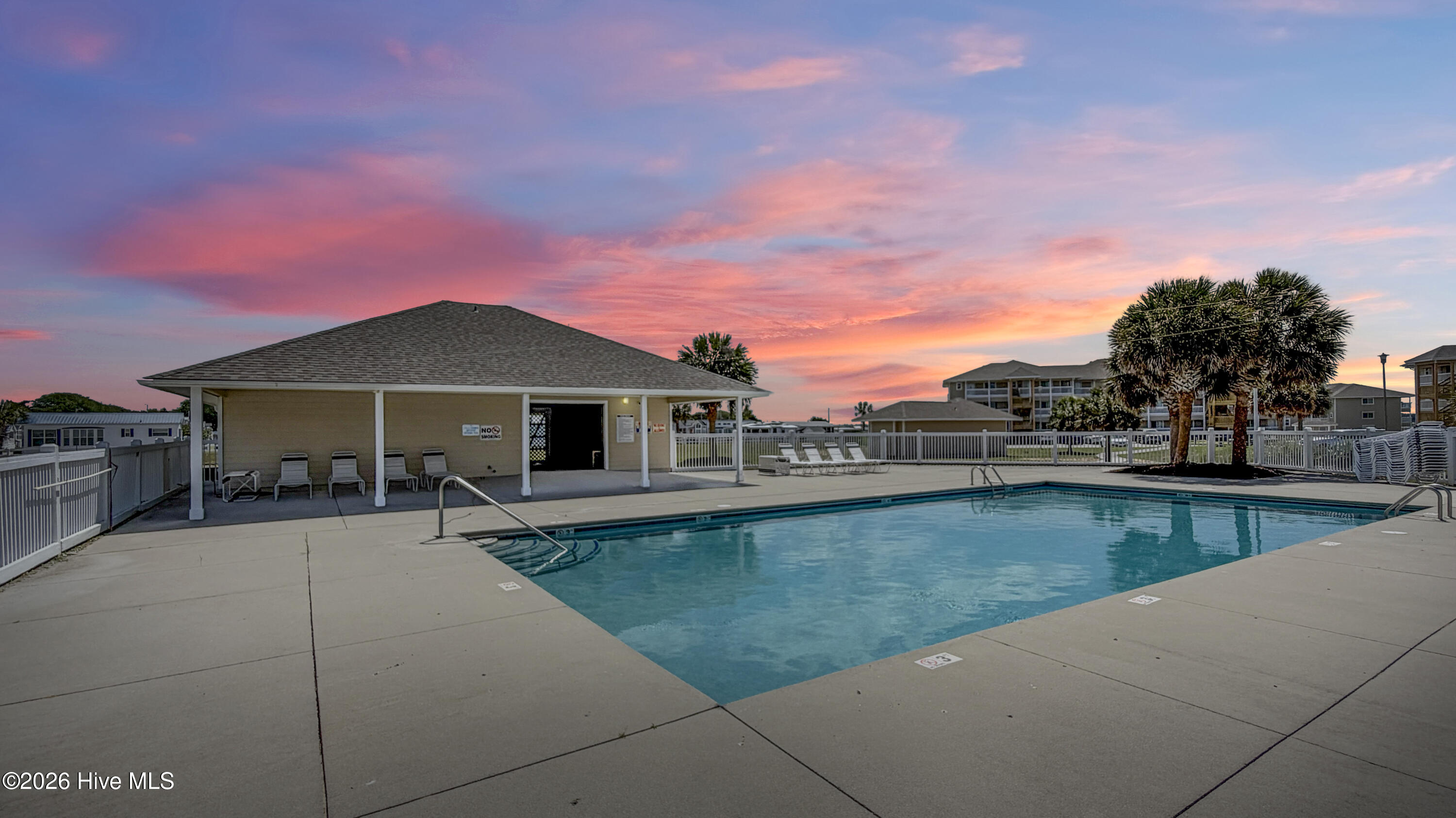 650 Cedar Point Boulevard, Unit F2 Cedar Point, NC 28584 - Photo 6 of 18 17-IMG_8220