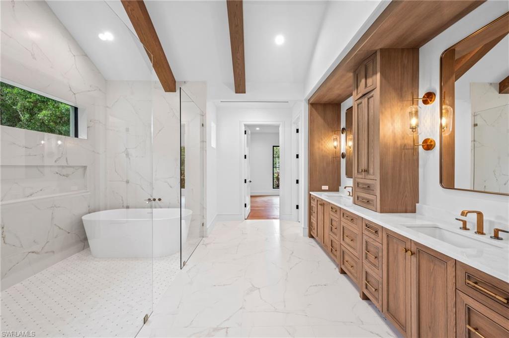 191 29th Street Southwest Naples, FL 34117 - Photo 21 of 41