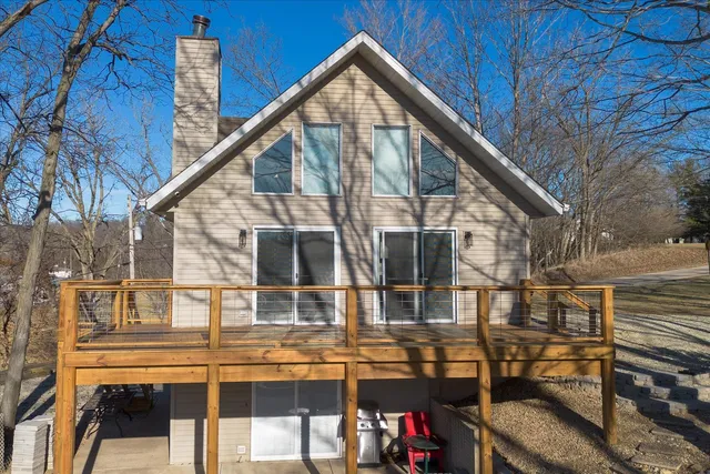 $459,900 | 3-4 Clubhouse Drive, Varna, IL 61375