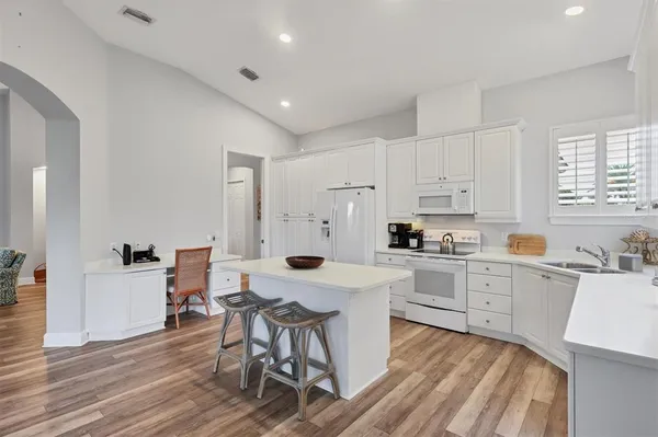 $6,200 | 5445 46th Court West, Bradenton, FL 34210