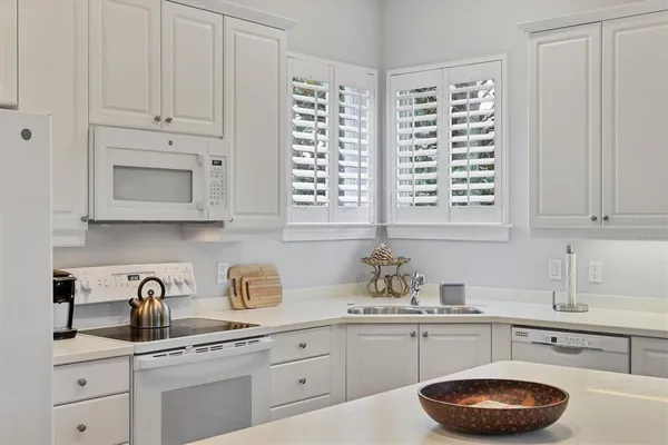 $6,200 | 5445 46th Court West, Bradenton, FL 34210