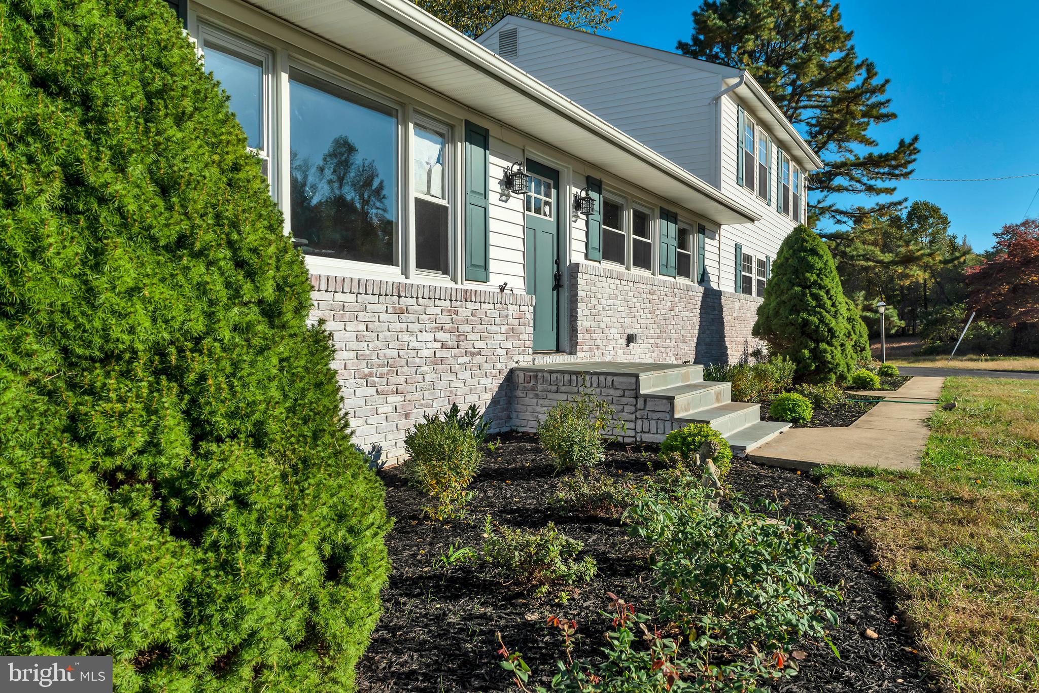6141 Solomons Island Road Tracys Landing, MD 20779 - Photo 2 of 68 Gallery Image 2