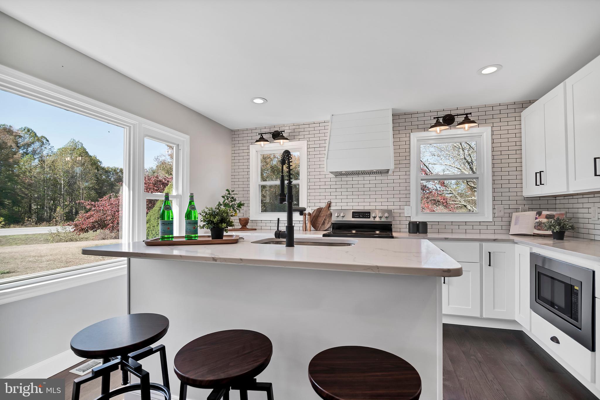 6141 Solomons Island Road Tracys Landing, MD 20779 - Photo 13 of 68 Gallery Image 13