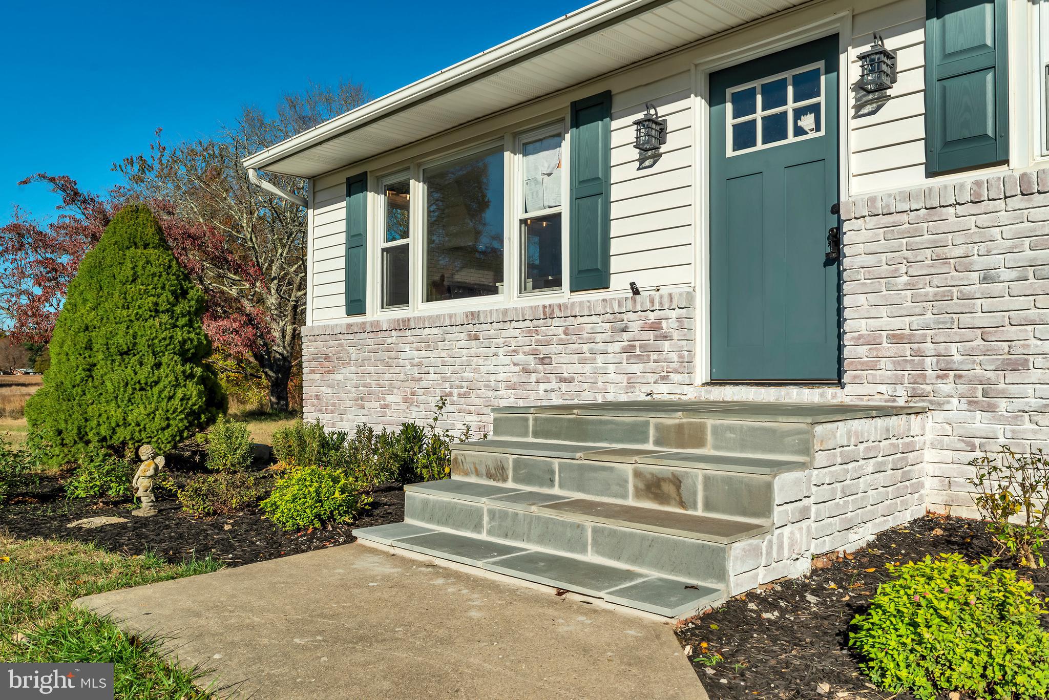 6141 Solomons Island Road Tracys Landing, MD 20779 - Photo 3 of 68 Gallery Image 3