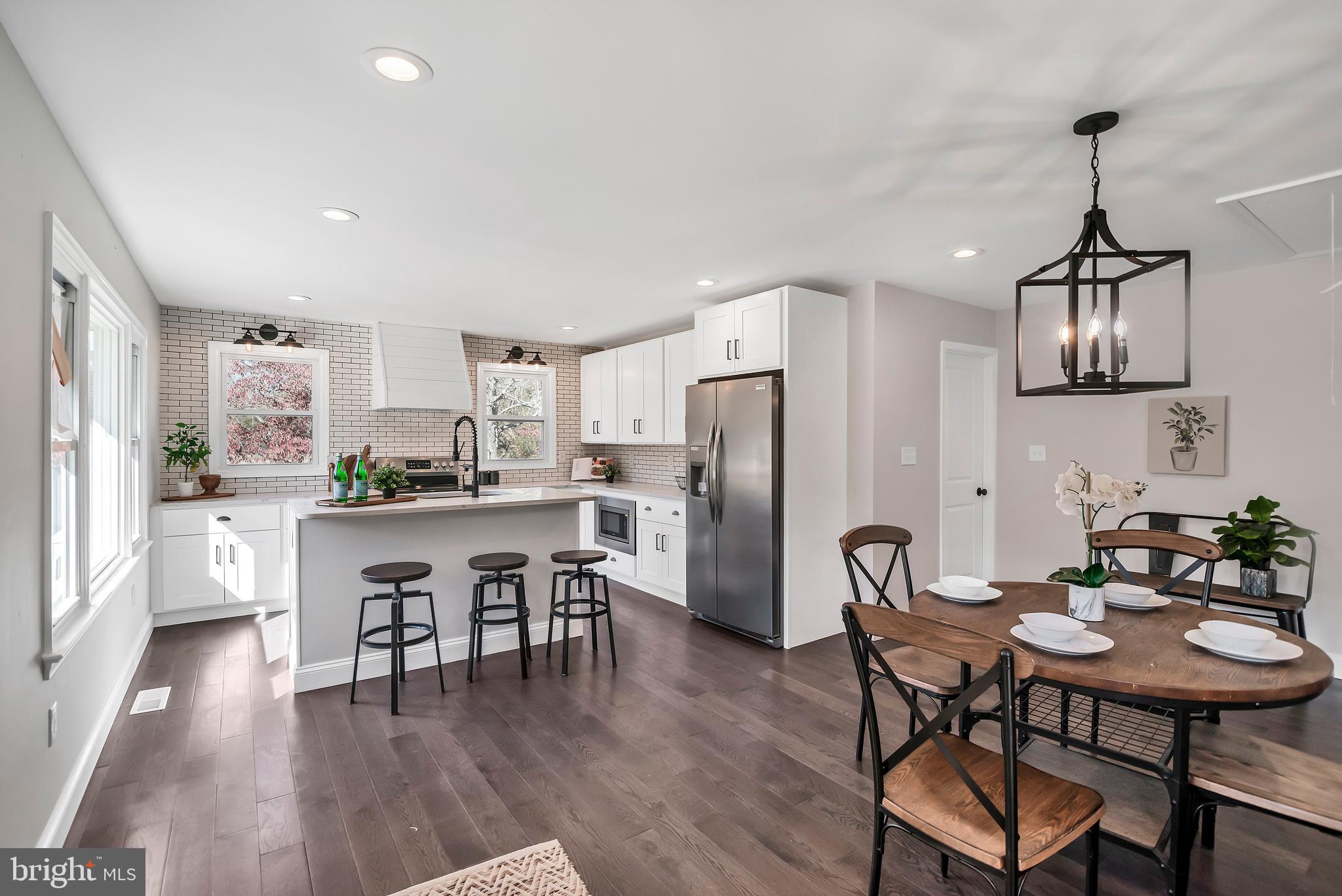 6141 Solomons Island Road Tracys Landing, MD 20779 - Photo 4 of 68 Gallery Image 4