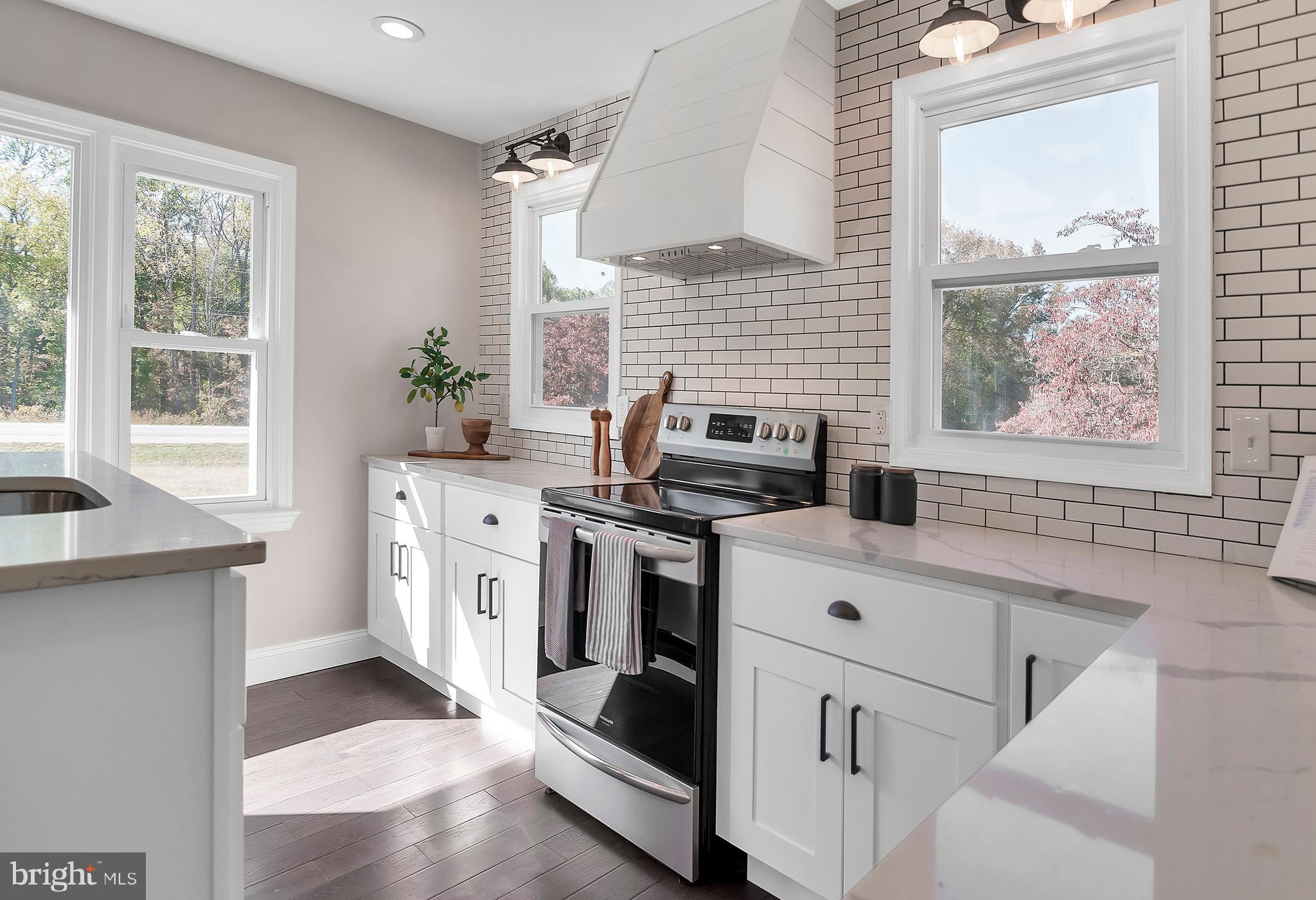 6141 Solomons Island Road Tracys Landing, MD 20779 - Photo 8 of 68 Gallery Image 8