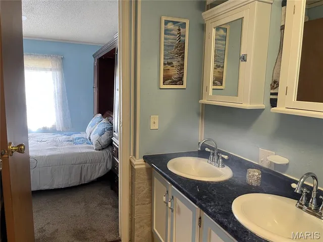 $270,000 | 6500 West W Highway, Fredericktown, MO 63645