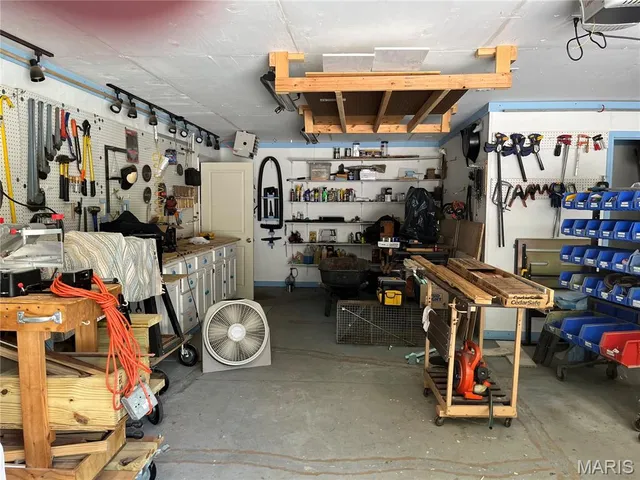 $270,000 | 6500 West W Highway, Fredericktown, MO 63645