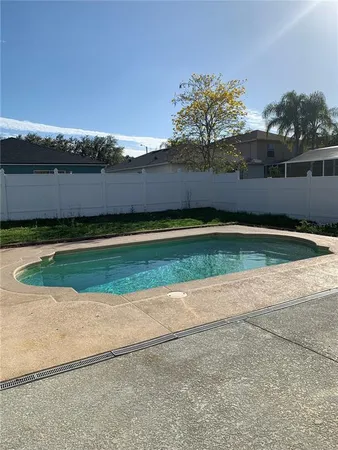 a view of a yard