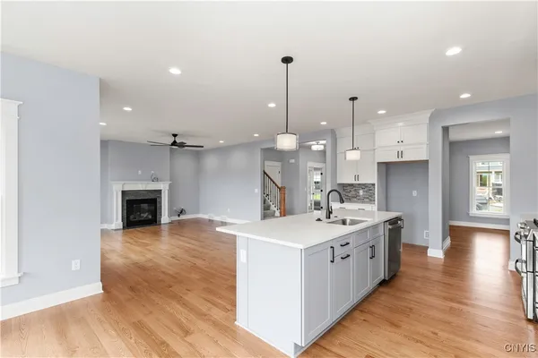 $724,900 | Undisclosed Address, Onondaga, NY 13215