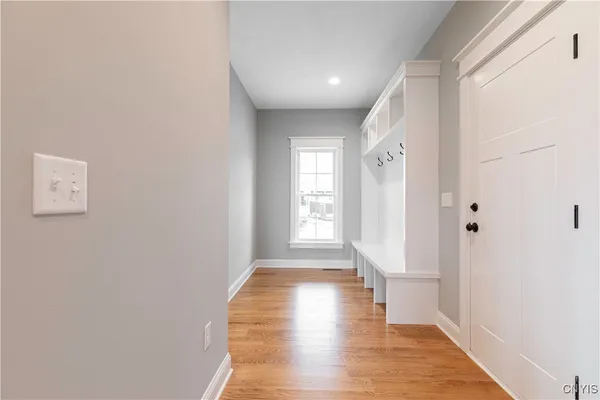 $724,900 | Undisclosed Address, Onondaga, NY 13215