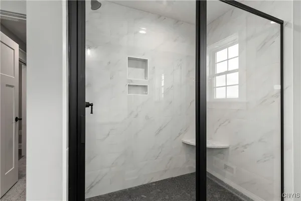 $724,900 | Undisclosed Address, Onondaga, NY 13215