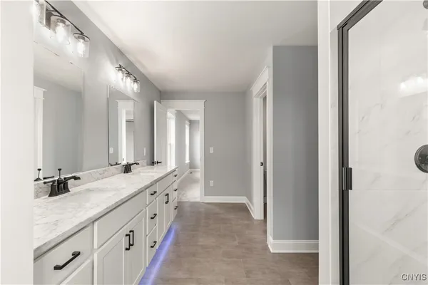 $724,900 | Undisclosed Address, Onondaga, NY 13215