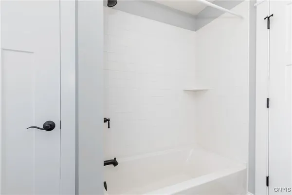 $724,900 | Undisclosed Address, Onondaga, NY 13215