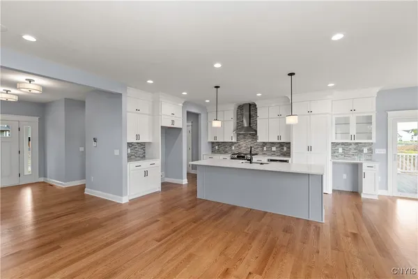 $724,900 | Undisclosed Address, Onondaga, NY 13215