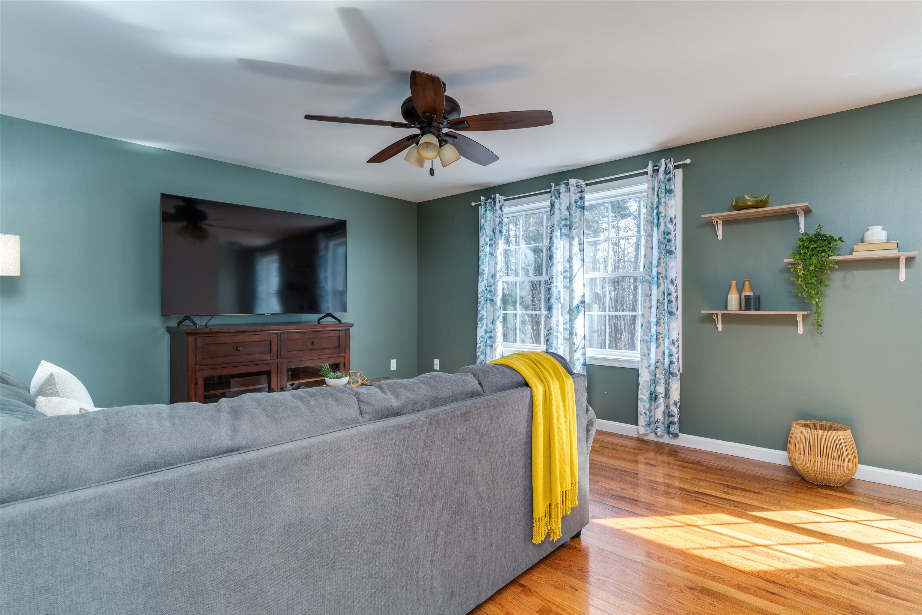 138 Exeter Road, Unit 10 Epping, NH 03042 - Photo 12 of 26