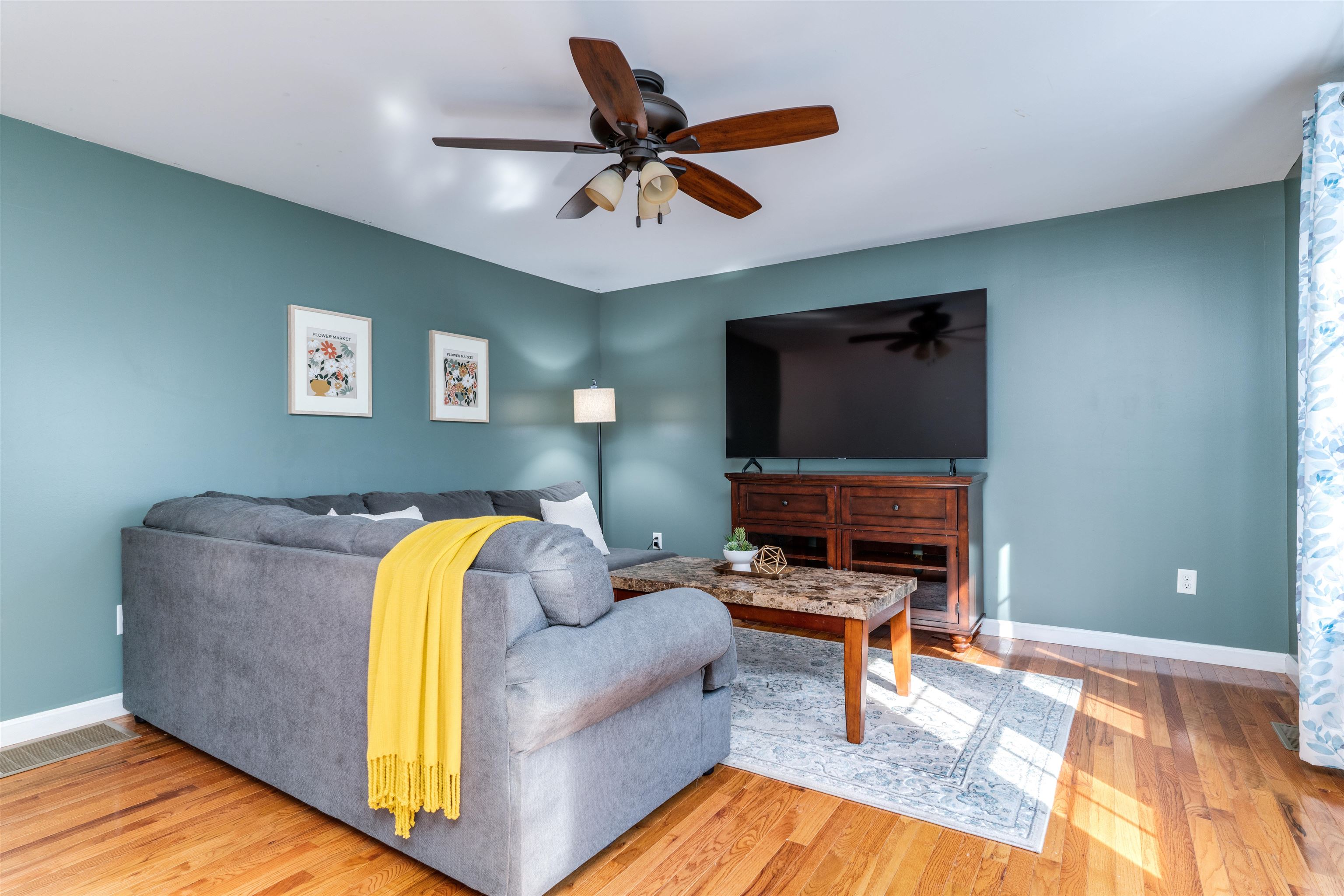 138 Exeter Road, Unit 10 Epping, NH 03042 - Photo 22 of 26