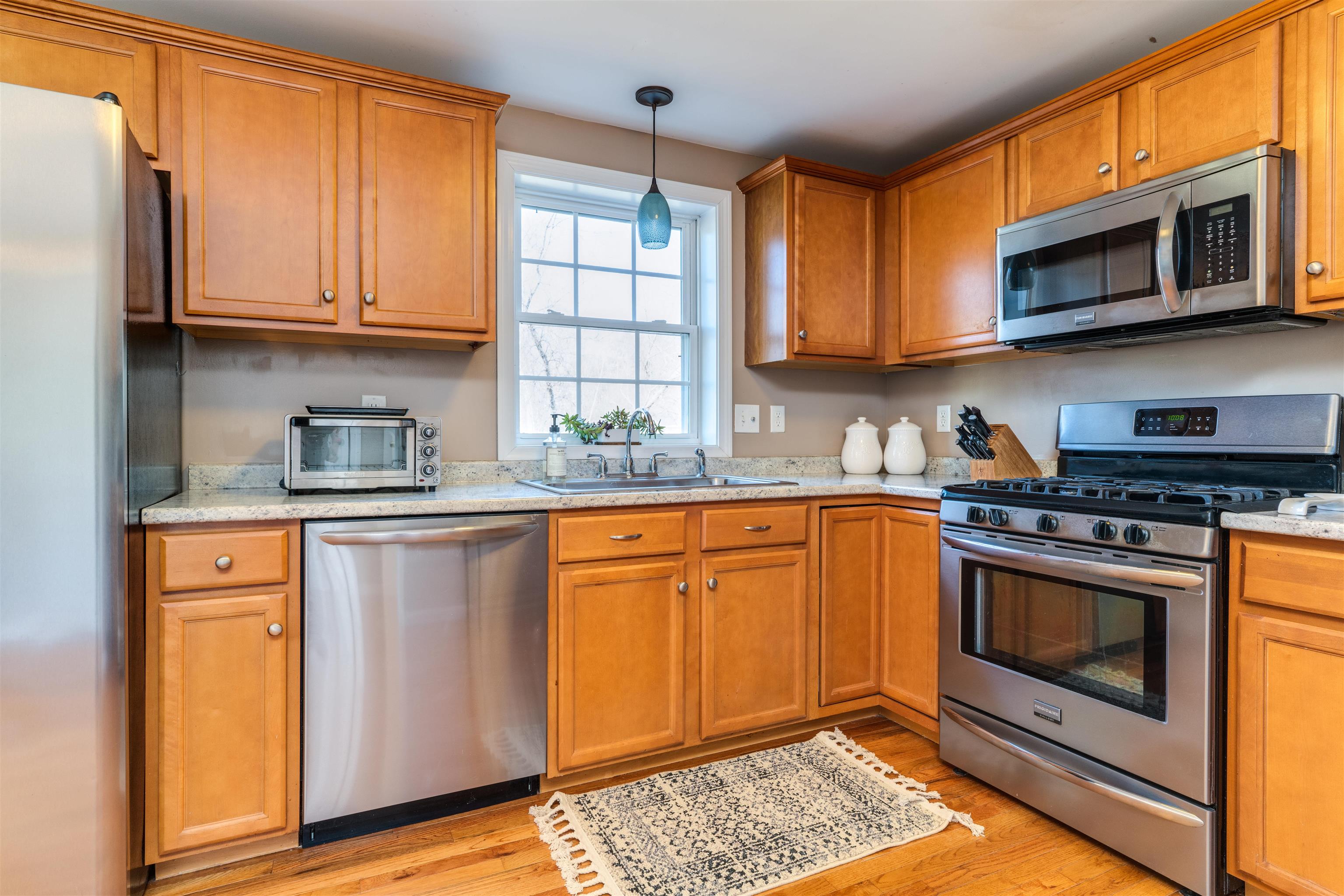 138 Exeter Road, Unit 10 Epping, NH 03042 - Photo 6 of 26