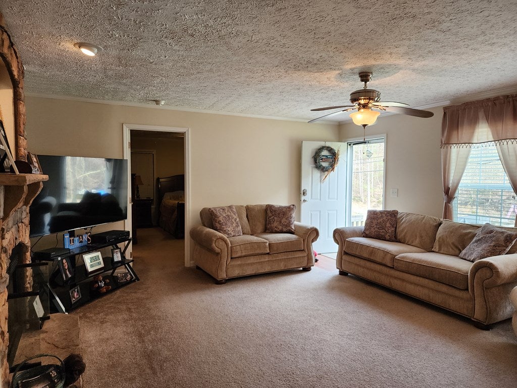 1063 Coal Miner Road Vansant, VA 24656 - Photo 4 of 50 Gallery Image 4