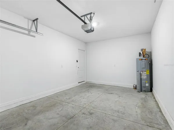 $2,000 | 32156 Pond Apple Bend, San Antonio, FL 33576