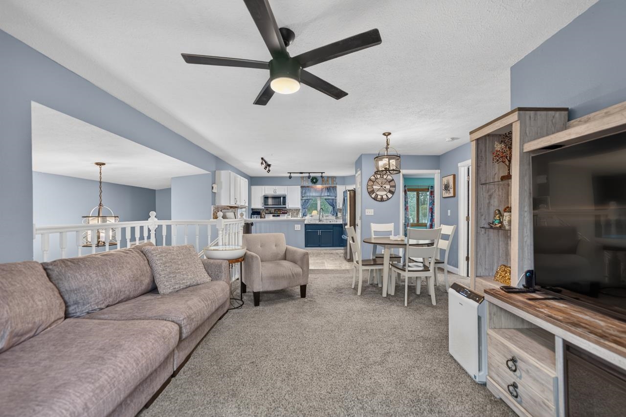 11515 Cedarbrook Road Roscoe, IL 61073 - Photo 9 of 30