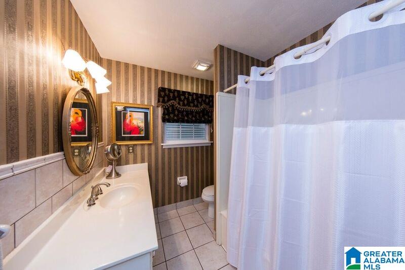 3429 Rock Ridge Circle Birmingham, AL 35210 - Photo 26 of 49