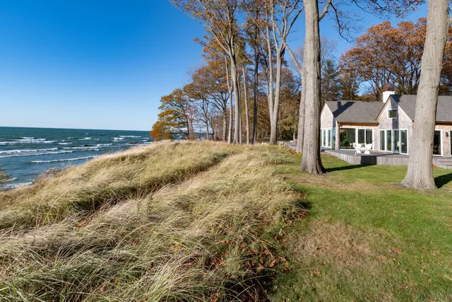 $6,750,000 | 2526 Lakeshore Drive, Fennville, MI 49408