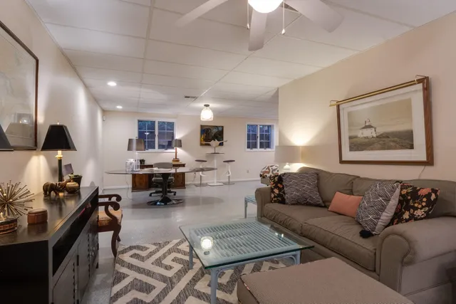 $6,750,000 | 2526 Lakeshore Drive, Fennville, MI 49408