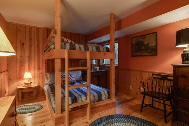 $6,750,000 | 2526 Lakeshore Drive, Fennville, MI 49408