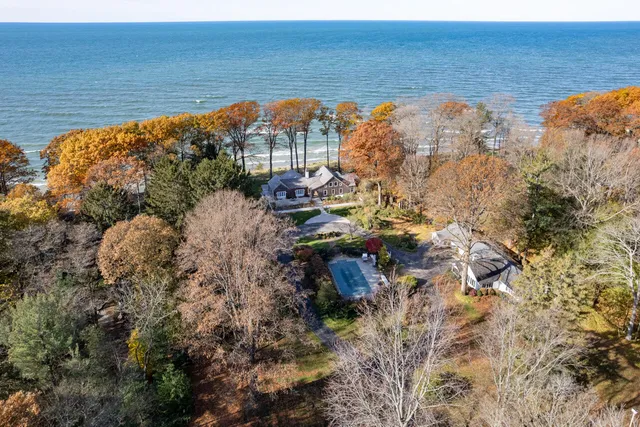 $6,750,000 | 2526 Lakeshore Drive, Fennville, MI 49408