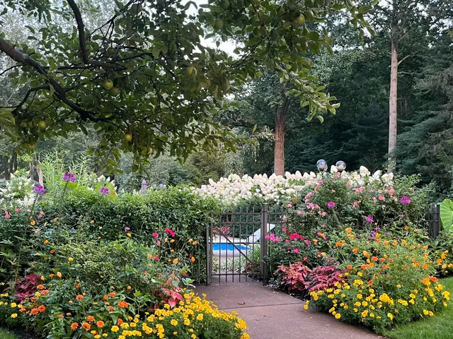 $6,750,000 | 2526 Lakeshore Drive, Fennville, MI 49408