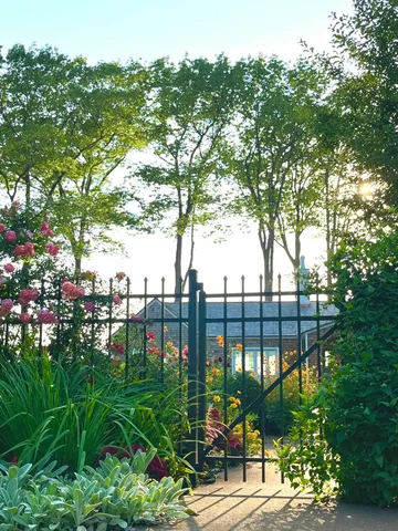 $6,750,000 | 2526 Lakeshore Drive, Fennville, MI 49408