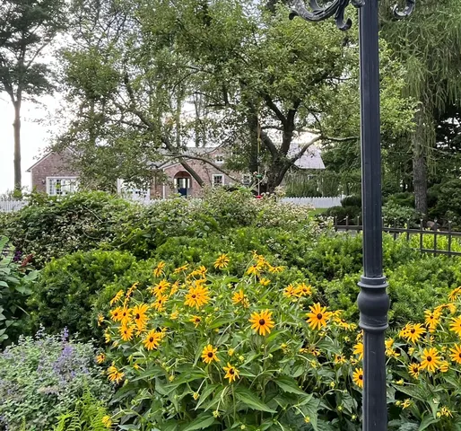 $6,750,000 | 2526 Lakeshore Drive, Fennville, MI 49408